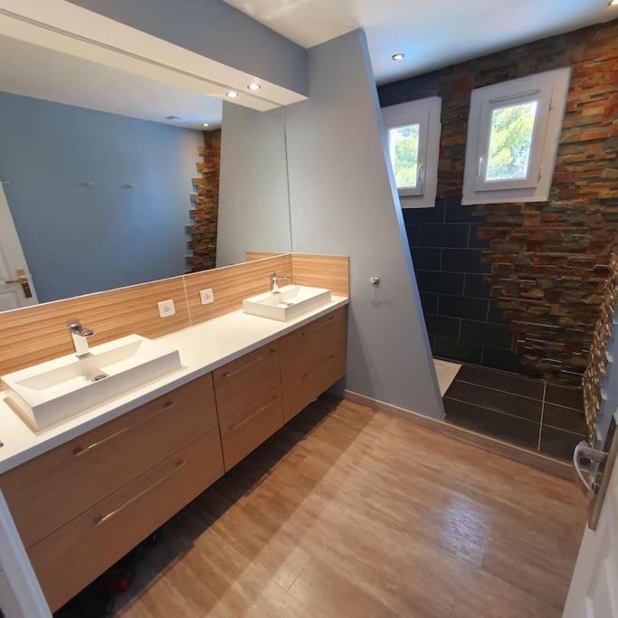 Joli Haut De Villa 3 Chambres Climatise Avec Jacuzzi Marignane Exterior foto